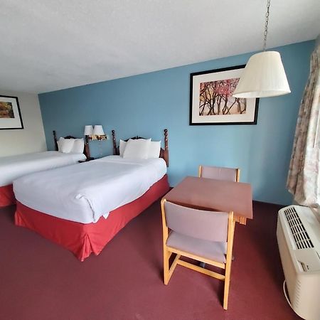 Twelve Oaks Inn Branson Exterior photo