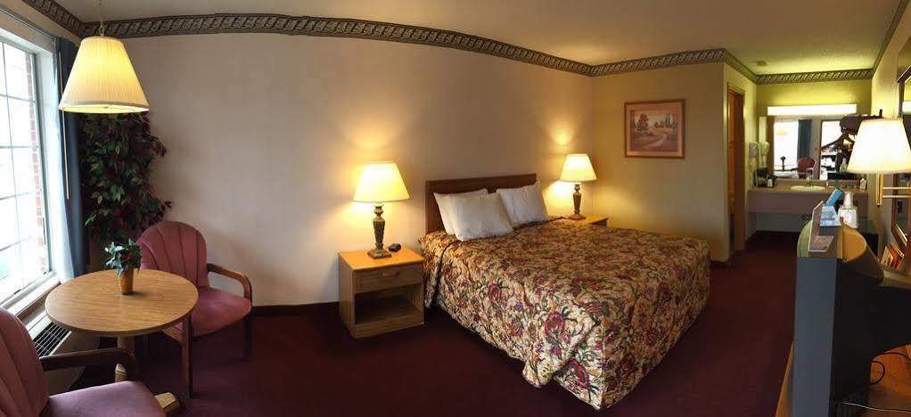 Twelve Oaks Inn Branson Exterior photo